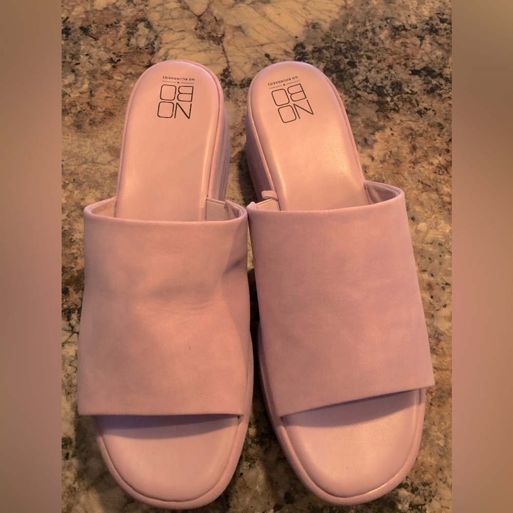 Womens size 10 purple sandals